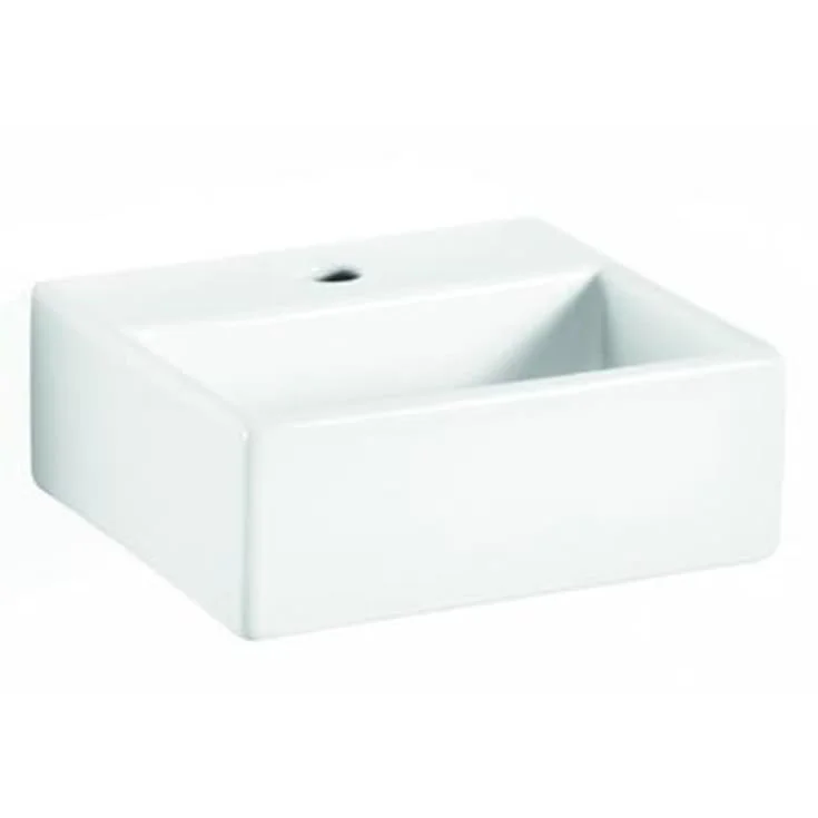 Cassøe Lineabeta Quarelo servant, 33×29 cm, hvit | 53706,09 Cassøe Lineabeta Quarelo servant, 33×29 cm, hvit | 53706,09