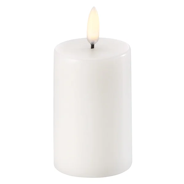 Kubbelys LED i parafin voks Nordisk Hvit 5x8cm v:6046810 Kubbelys LED i parafin voks Nordisk Hvit 5x8cm v:6046810