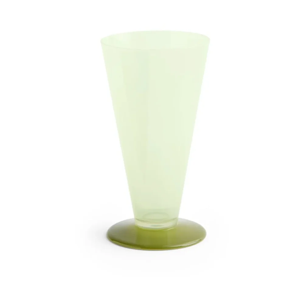 Conical vase v:7775205