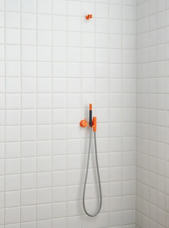 Vola 171T9 dusjbatteri, med hånddusj/holder, rustfritt stål | 171T9-40